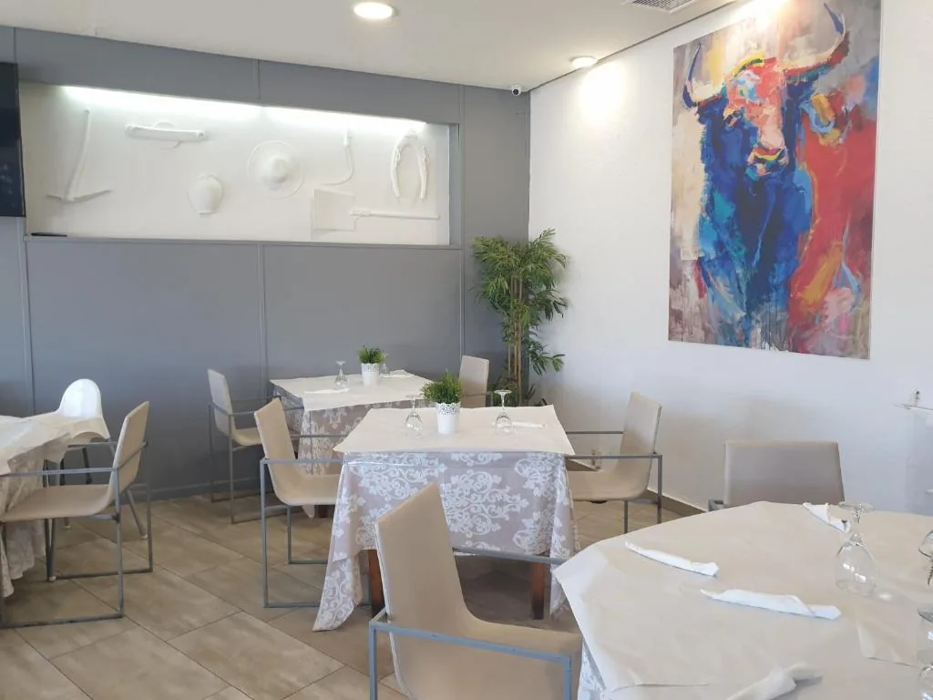 Comedor del restaurante del Hotel Saga
